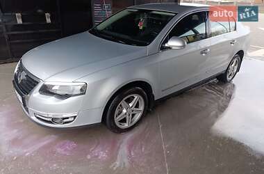 Седан Volkswagen Passat 2007 в Звягелі