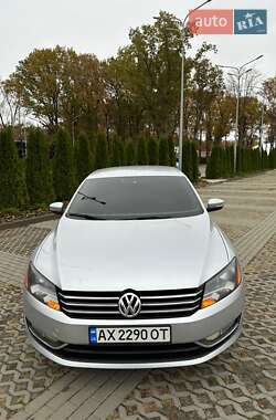 Седан Volkswagen Passat 2014 в Харкові