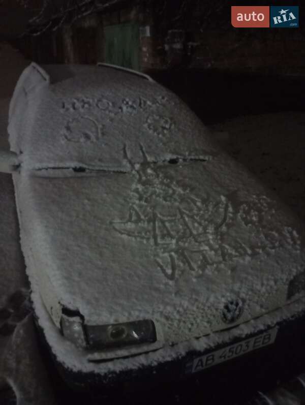 Універсал Volkswagen Passat 1993 в Вінниці