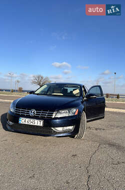 Седан Volkswagen Passat 2011 в Черкасах