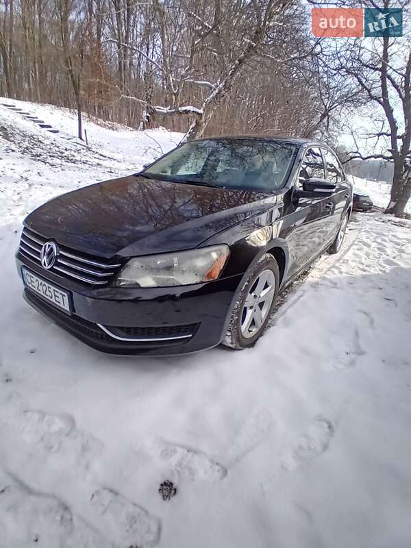 Седан Volkswagen Passat 2013 в Чернівцях