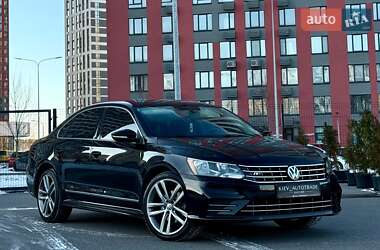 Седан Volkswagen Passat 2016 в Киеве