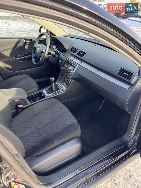 Универсал Volkswagen Passat 2009 в Львове