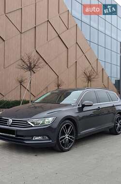 Универсал Volkswagen Passat 2016 в Мукачево