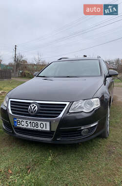 Универсал Volkswagen Passat 2006 в Великих Мостах