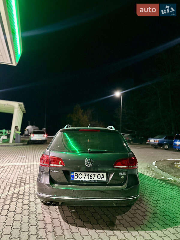 Универсал Volkswagen Passat 2011 в Старом Самборе