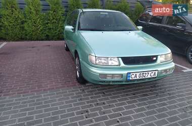 Седан Volkswagen Passat 1994 в Черкассах