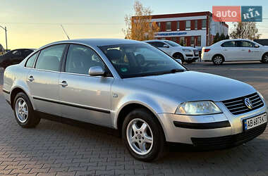 Седан Volkswagen Passat 2001 в Виннице