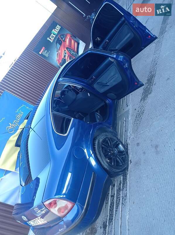 Седан Volkswagen Passat 2001 в Ходореві