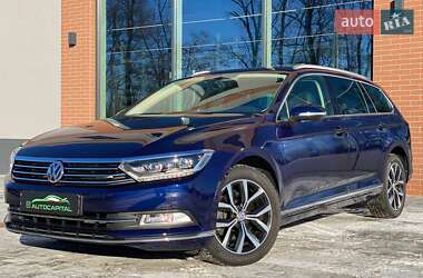 Универсал Volkswagen Passat 2018 в Киеве