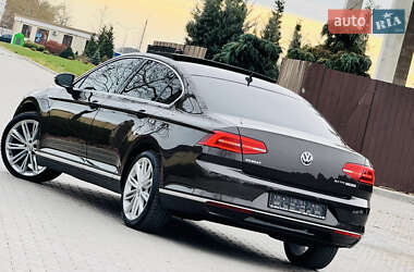 Седан Volkswagen Passat 2015 в Одесі