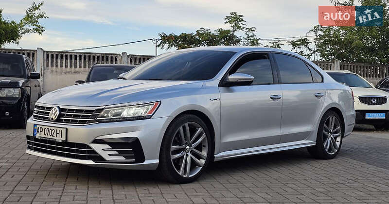 Седан Volkswagen Passat 2018 в Дніпрі