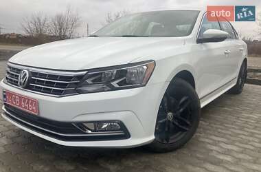 Седан Volkswagen Passat 2016 в Львові