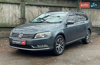 Універсал Volkswagen Passat 2012 в Києві