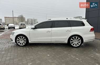 Универсал Volkswagen Passat 2011 в Нетешине