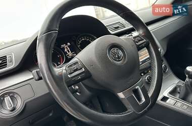 Универсал Volkswagen Passat 2011 в Нетешине