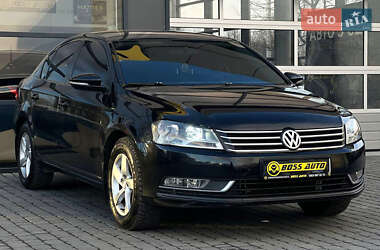 Седан Volkswagen Passat 2011 в Івано-Франківську