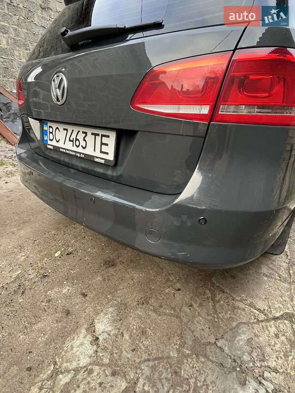 Универсал Volkswagen Passat 2014 в Перемышлянах