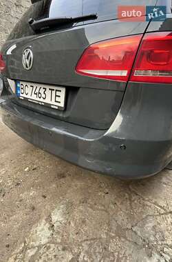 Універсал Volkswagen Passat 2014 в 
