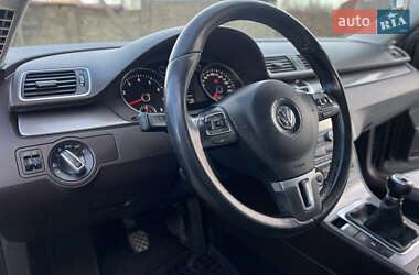 Універсал Volkswagen Passat 2011 в Трускавці