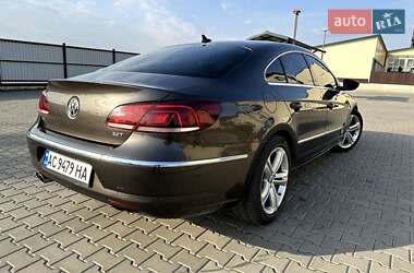 Седан Volkswagen Passat 2012 в Луцке