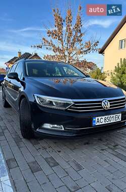 Універсал Volkswagen Passat 2017 в Луцьку