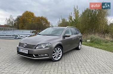 Універсал Volkswagen Passat 2010 в Львові