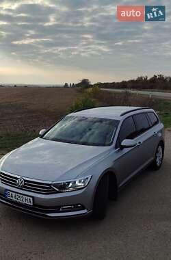 Универсал Volkswagen Passat 2019 в Новгородке
