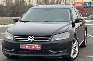 Седан Volkswagen Passat 2012 в Києві