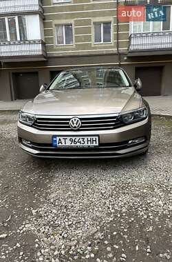 Седан Volkswagen Passat 2016 в Івано-Франківську