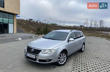 Универсал Volkswagen Passat 2006 в Хмельницком