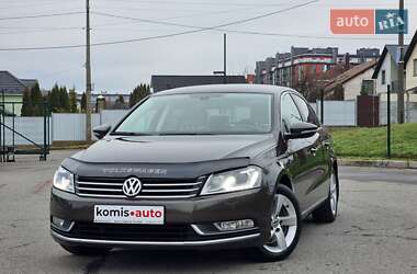 Седан Volkswagen Passat 2011 в Хмельницькому