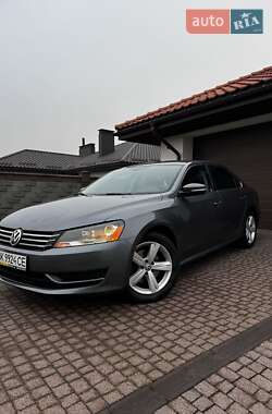 Седан Volkswagen Passat 2012 в Рівному