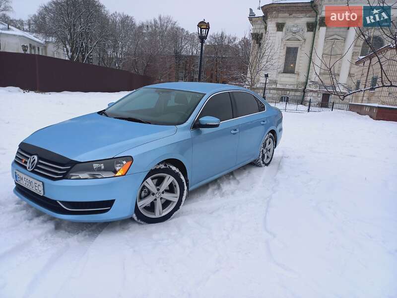 Седан Volkswagen Passat 2012 в Сумах