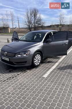 Седан Volkswagen Passat 2015 в Каменском