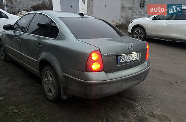 Седан Volkswagen Passat 2001 в Красилові