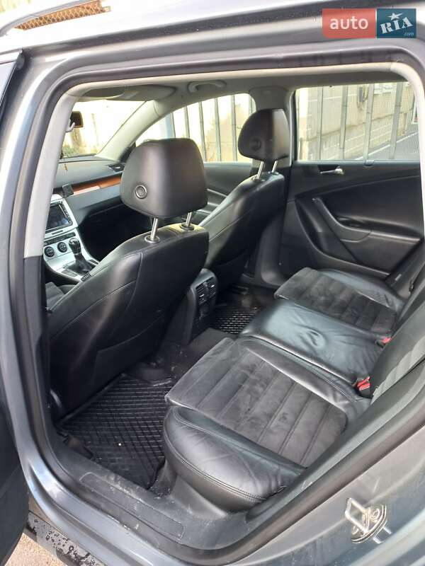 Універсал Volkswagen Passat 2007 в Винниках