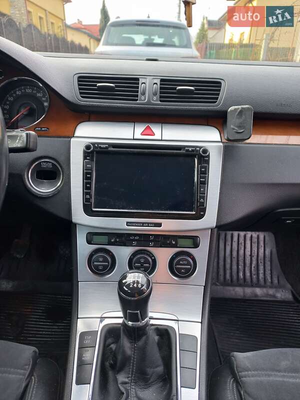 Універсал Volkswagen Passat 2007 в Винниках