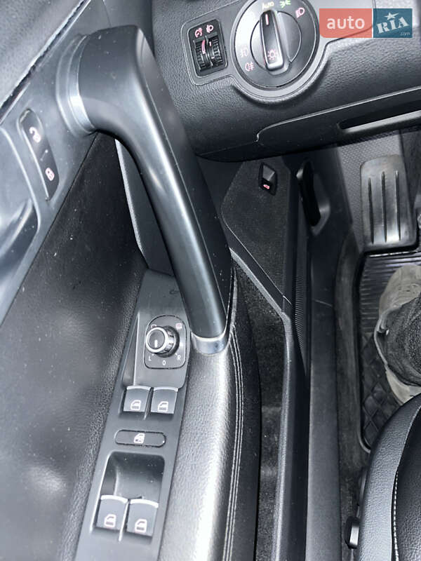 Универсал Volkswagen Passat 2013 в Самборе