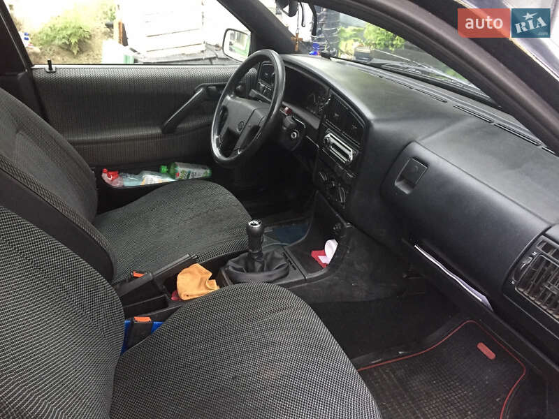 Универсал Volkswagen Passat 1992 в Днепре фото 9 Универсал Volkswagen Passat 1992 в Днепре