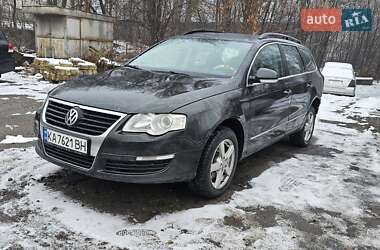 Універсал Volkswagen Passat 2006 в Києві