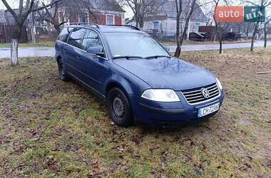 Універсал Volkswagen Passat 2005 в Маневичах