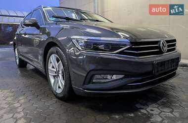 Универсал Volkswagen Passat 2019 в Луцке