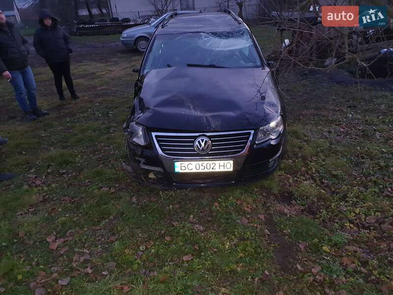 Універсал Volkswagen Passat 2009 в Кам'янці-Бузькій