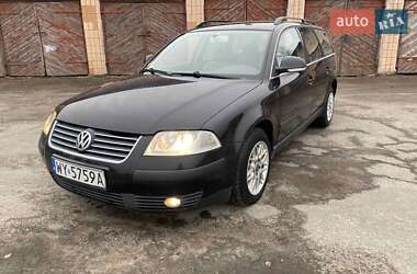 Універсал Volkswagen Passat 2004 в Рокитному