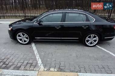 Седан Volkswagen Passat 2015 в Киеве