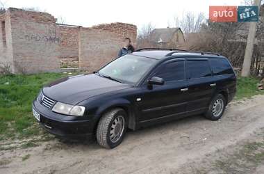 Універсал Volkswagen Passat 2000 в Ізмаїлі