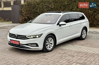 Універсал Volkswagen Passat 2021 в Луцьку