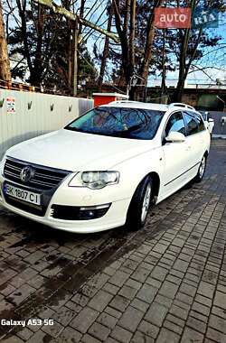 Универсал Volkswagen Passat 2010 в Одессе