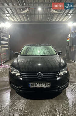 Седан Volkswagen Passat 2013 в Житомирі